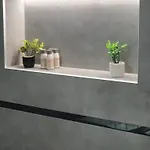 Agi Kucko - Sajat Garazzsal Apartment *